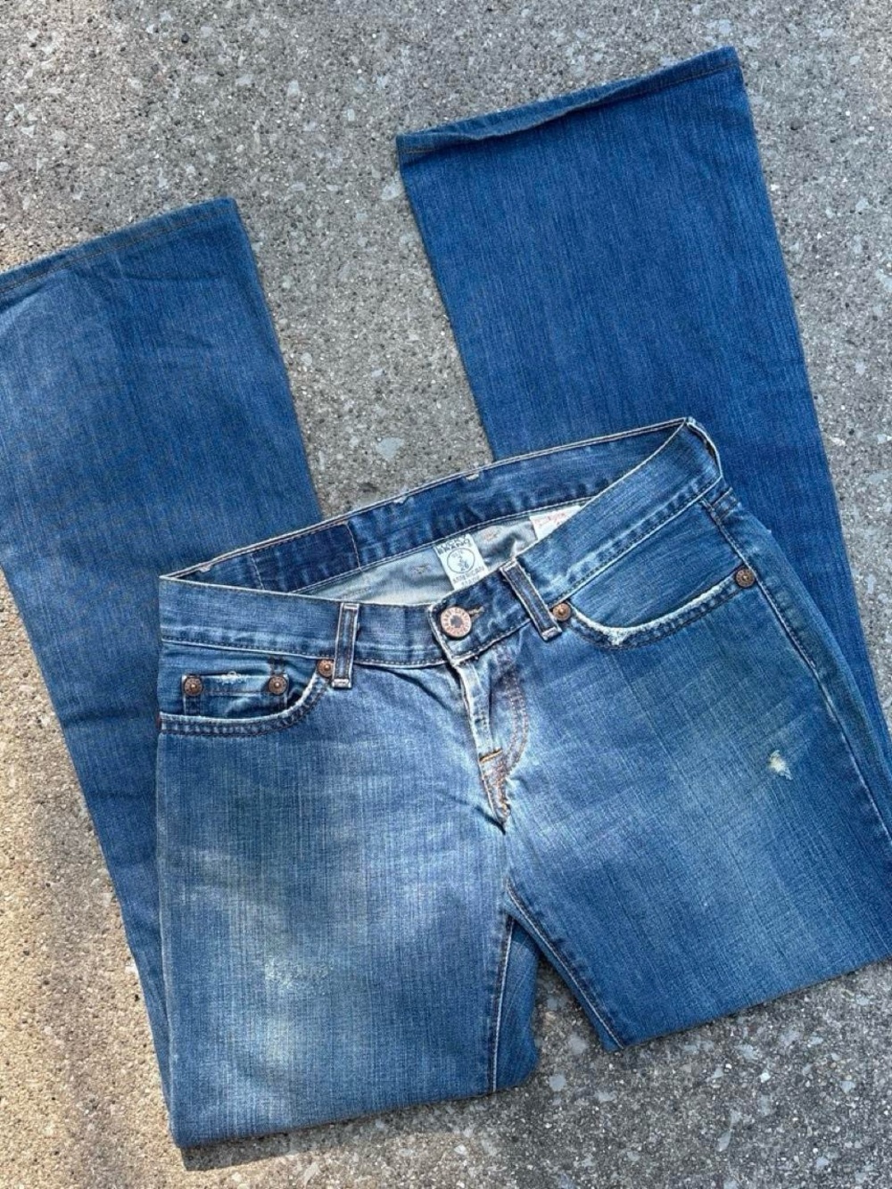 Vintage Y2k low rise button fly distressed Lucky Brand jeans